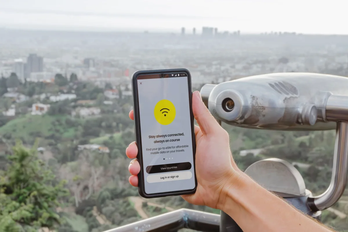 Ilustrasi kuota internet seluler di smartphone