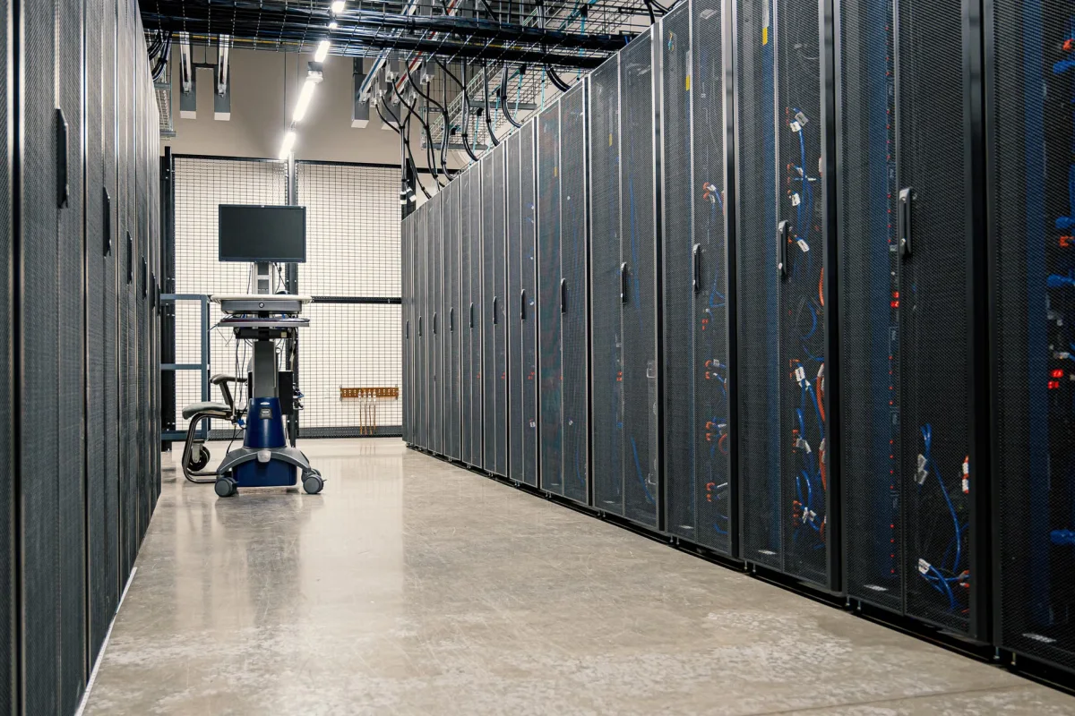 Ilustrasi server pusat data Yandex