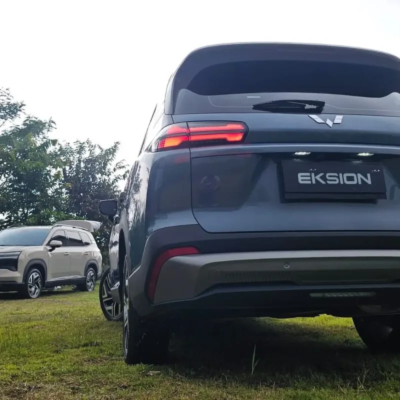 Wuling Garansi Seumur Hidup Komponen Inti SUV Eksion