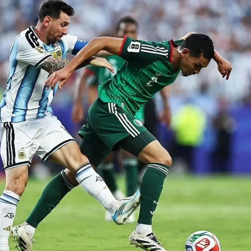 Kontroversi Messi Lolos Kartu Merah, Argentina Hajar Aljazair 3-0
