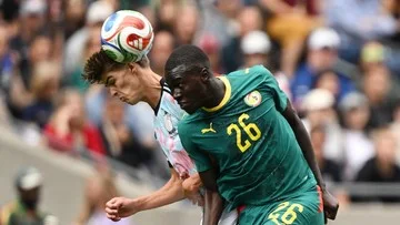 Pape Gueye Ogah Bela Senegal Selama Staf Pelatih Tak Diganti