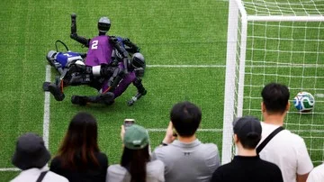 Robot Humanoid Canggih Beraksi Layaknya Atlet di RoboCup 2026