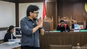 Ferry Irwandi Jadi Saksi Sidang UU ITE, Sebut Timpa Teks Budaya Medsos