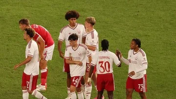Liverpool Susah Payah Kalahkan Wrexham 1-0 di Laga Uji Coba