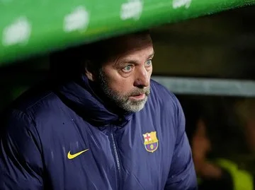 Hansi Flick Tak Ambil Pusing Aktivitas Transfer Real Madrid