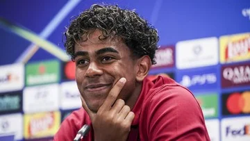 Pemain Barcelona Lamine Yamal di lapangan