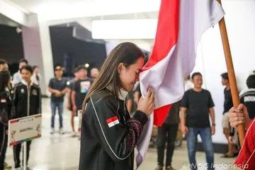 Pembawa bendera kontingen Indonesia di ajang Asian Games