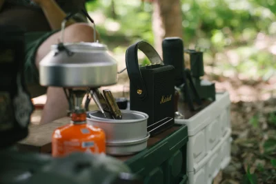 Seberapa Tangguh Schneider OffGrid PPS330 Saat Dibawa Berkemah