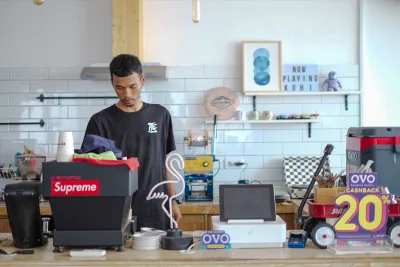 Banjir Cashback dan Diskon OVO Lewat Promo Harga Jongkok Terbaru