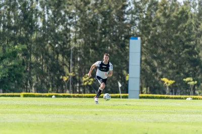 Puji teknik Zinedine Zidane, Manu Kone terkesan di latihan Prancis