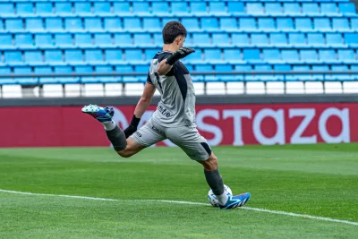 Pemain Rayo Vallecano Beri Penghormatan Khusus untuk Emil Audero