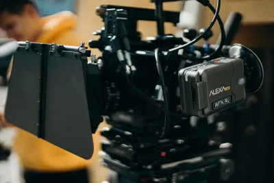 Inovasi AI di Film Rahasia Pernikahan Rilisan MAXStream TV