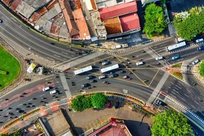 Sasana Tinju Kolong Flyover Kampung Melayu Dihadirkan untuk Tekan Tawuran