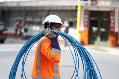 Relokasi Kabel Internet Bawah Tanah Dikeluhkan Karena Terlalu Dangkal
