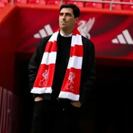 Target Liga Champions Jadi Kesepakatan Andoni Iraola dan Arne Slot