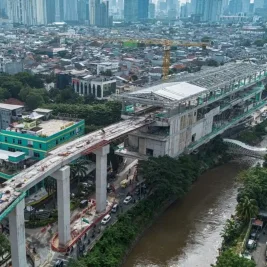 Pramono Anung Targetkan LRT Velodrome-Manggarai Rampung Agustus
