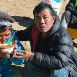 Pemandu Nepal Ditemukan Selamat Setelah Enam Hari Hilang di Everest