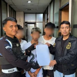 Polisi Tangkap Tiga Pemuda Bawa Tembakau Sintetis di Bekasi