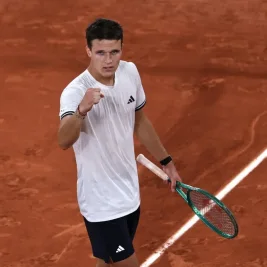 Jakub Mensik Gagal ke Final Roland-Garros Usai Dikalahkan Zverev