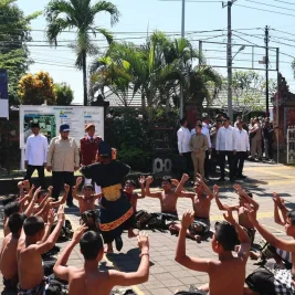 Presiden Prabowo Apresiasi Tarian Kecak Siswa SRMP 17 Tabanan
