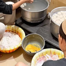 Aroma Tenggiri di Teras Rumah: Kisah Sukses Pempek Raffael