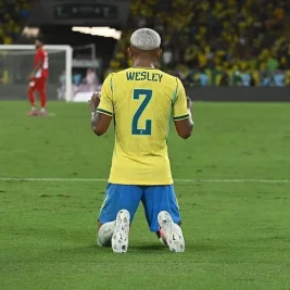 Cedera Otot Paha, Wesley Franca Dicoret dari Skuad Brasil untuk Piala Dunia 2026