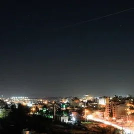Israel Gempur Pabrik Petrokimia Iran Pasca Seruan Tahan Diri AS