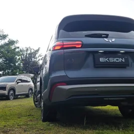 Wuling Garansi Seumur Hidup Komponen Inti SUV Eksion