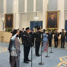 Presiden Prabowo Lantik Pimpinan Baru Badan Gizi Nasional dan Penasihat Khusus