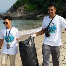 ASDP Angkut 13 Ton Sampah Laut dalam Ocean Clean Up Day 2026