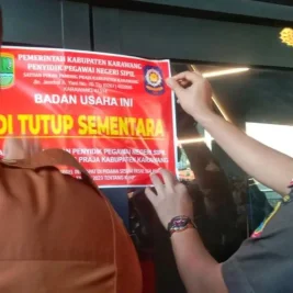 Satpol PP Karawang Segel Tempat Hiburan Malam Diduga Lokasi Pesta Gay