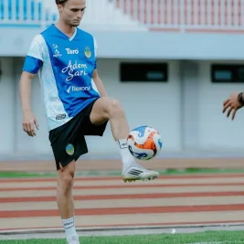 Donny Warmerdam Resmi Tinggalkan PSIM Yogyakarta, Kembali ke De Graafschap
