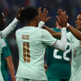 Hat-trick Michael Olise Bawa Prancis Kalahkan Irlandia Utara 3-1