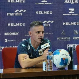 John Herdman Buka Suara soal Kondisi Justin Hubner Jelang Lawan Mozambik