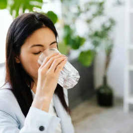 5 Minuman Malam Hari yang Mendukung Penurunan Berat Badan
