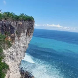 Remaja Tewas Terjatuh dari Tebing Apparalang Bulukumba Setelah Terempas Ombak