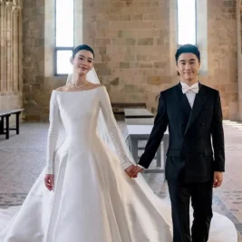 Ming Xi Kenakan Tiga Gaun Couture pada Pernikahan di Perancis