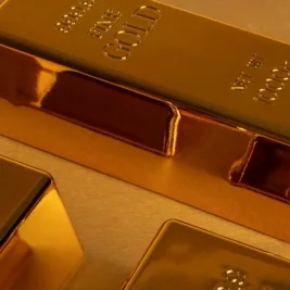 Harga Emas Dunia Merosot Akibat Peluang Kenaikan Suku Bunga