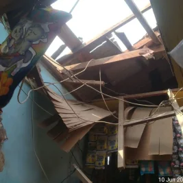 Tabung Oksigen Terpental 100 Meter, Rumah Warga Cilincing Rusak Parah