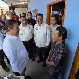 Kementerian Imipas Bedah Lima Rumah Warga di Warungkiara Sukabumi