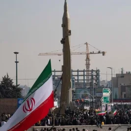 Serangan Rudal Iran Rusak Pangkalan Udara Israel