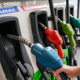 Pemerintah Naikkan Harga Pertamax Jadi Rp16.250 Per Liter