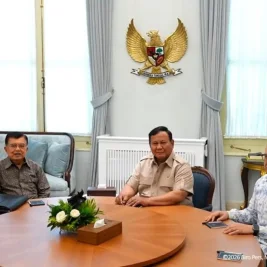 Prabowo Subianto Terima Kunjungan Silaturahmi Jusuf Kalla di Istana Merdeka