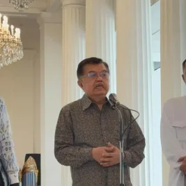 Jusuf Kalla Bahas Investasi Energi Terbarukan Rp70 Triliun dengan Prabowo