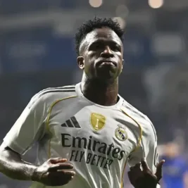 Vinicius Junior Pastikan Bertahan di Real Madrid Hingga Musim Depan