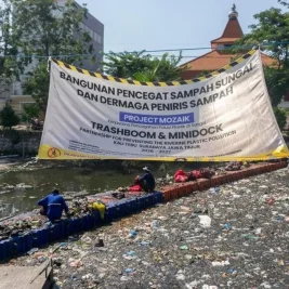 Surabaya Jadi Kota Percontohan Program Pengurangan Sampah Plastik Sungai