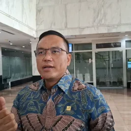 Pertamina Resmi Naikkan Harga Pertamax Jadi Rp16.250 Per Liter