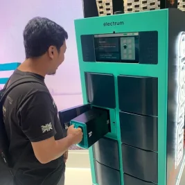 Pahami Aturan Battery Swap Sebelum Membeli Motor Listrik