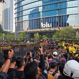 TNI Dilibatkan Amankan Demo Mahasiswa di Bundaran HI