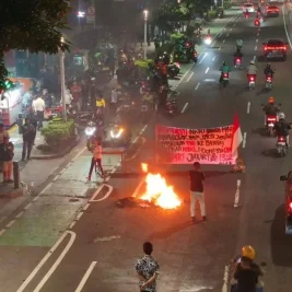 Demonstrasi di Salemba Raya Picu Kemacetan Total